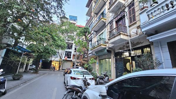 Bán ĐẤT tặng nhà 4 tầng phân lô Đầm Trấu 120m, lô góc thoáng sáng chỉ nhỉnh 30 tỷ.