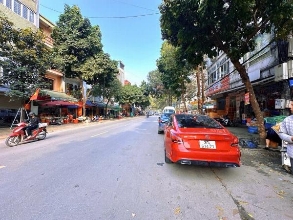 BÁN ĐẤT TẶNG NHÀ PHÂN LÔ - Ô TÔ TRÁNH - KINH DOANH, NGỌC HỒI -B.XE NƯỚC NGẦM, KĐT PHÁP VÂN