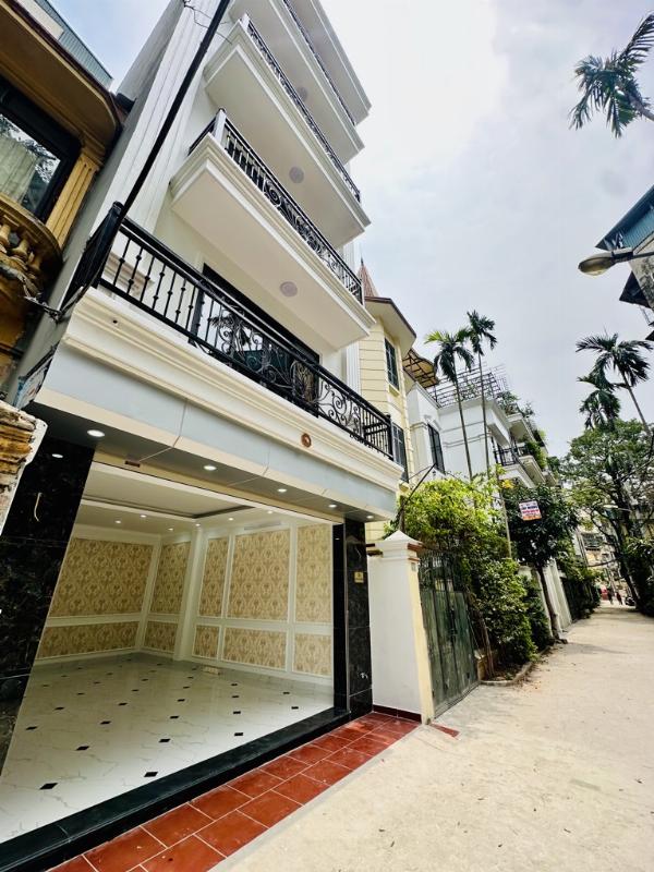 Không còn căn thứ 2 ở Kim Đồng, Hoàng Mai : Nhà 6 tầng, thang máy, phân lô ô tô tránh.